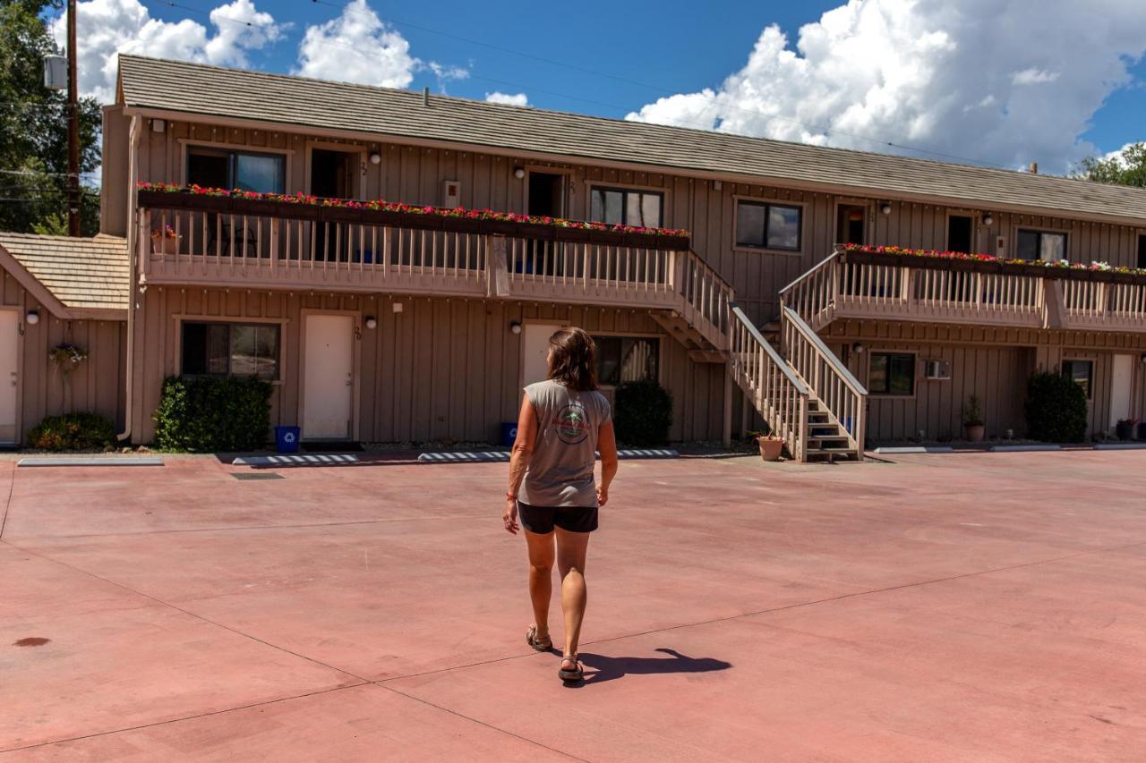 Woodland Motel Салида Экстерьер фото