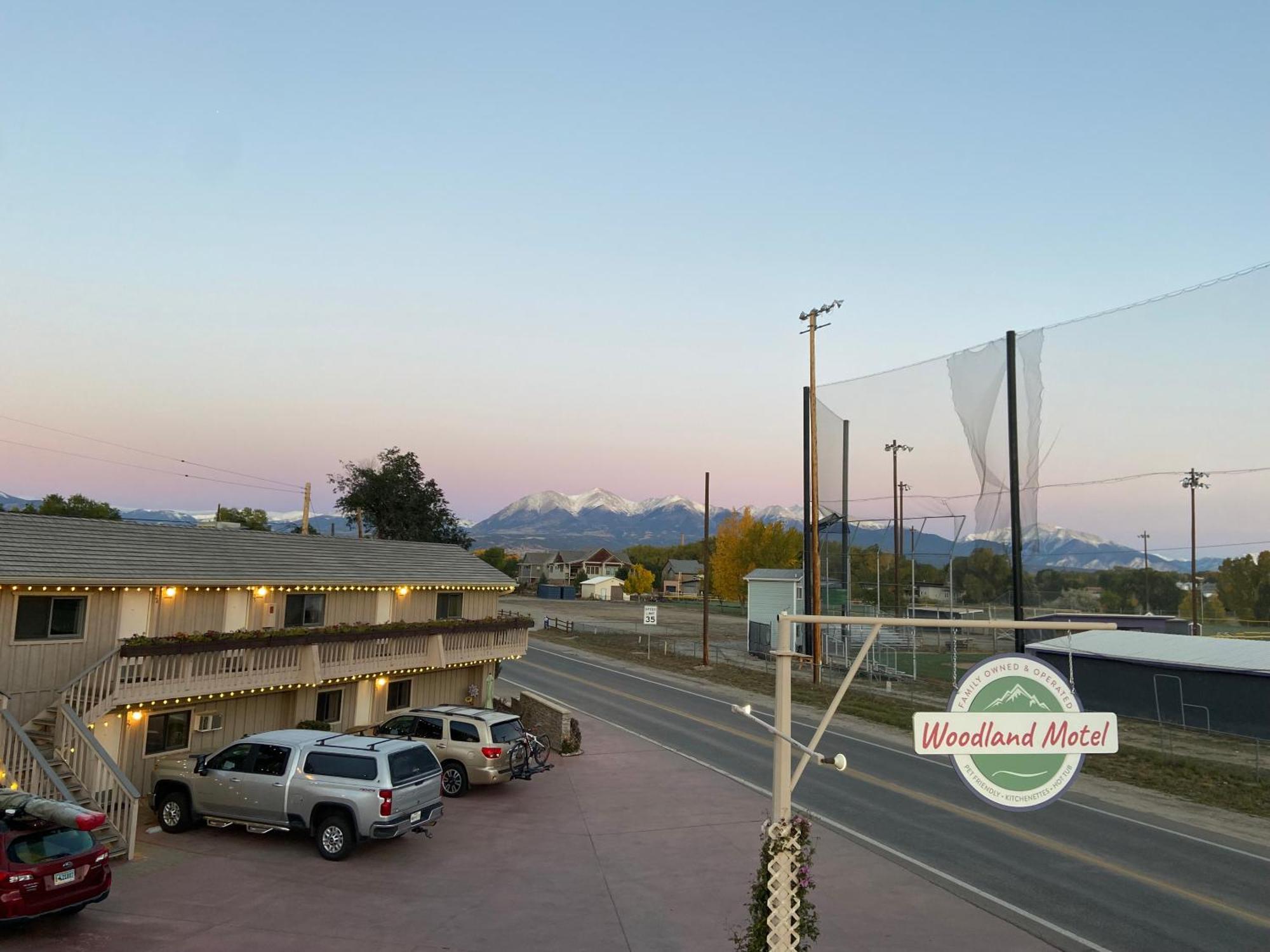 Woodland Motel Салида Экстерьер фото